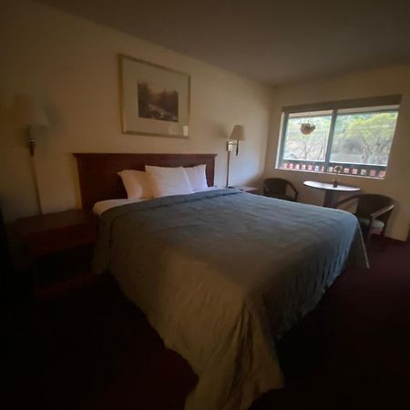 三河城 河畔旅馆汽车旅馆 外观 照片